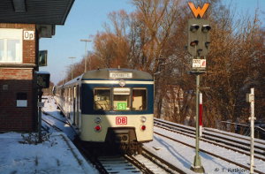 Sv-Signal am Bahnsteigende